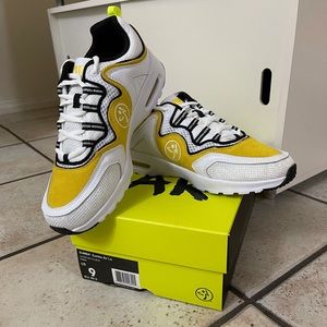 Zumba Shoes Women’s Size 9 Euro 40.5 New with Box